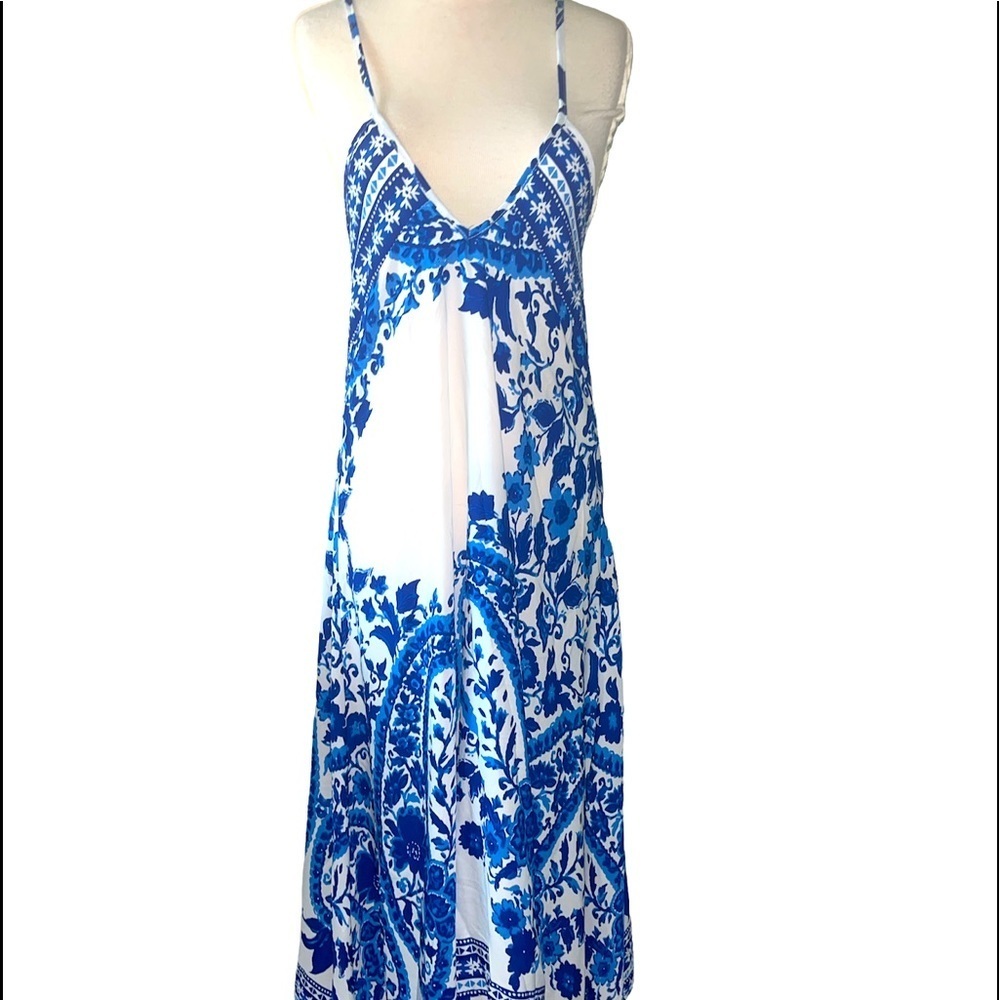 AGACI Vibrant Blue & White Print Maxi Dress